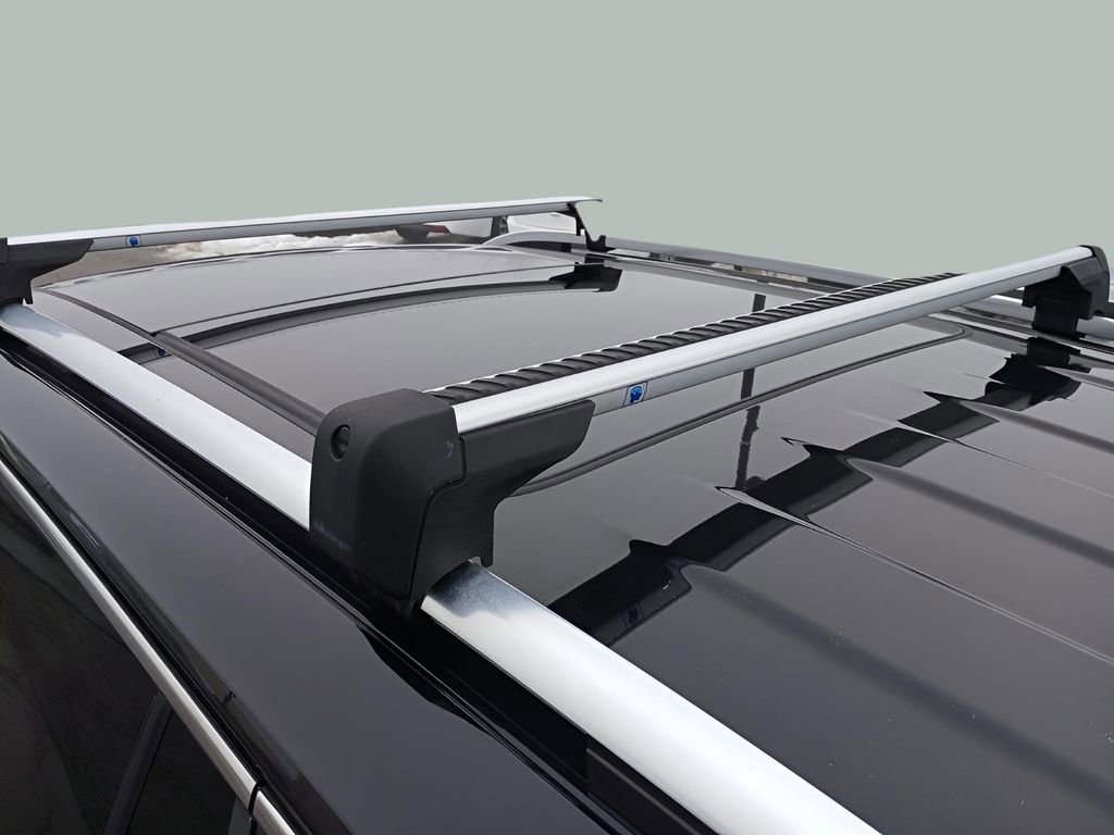 Used 2022 Volkswagen Tiguan SE image 29