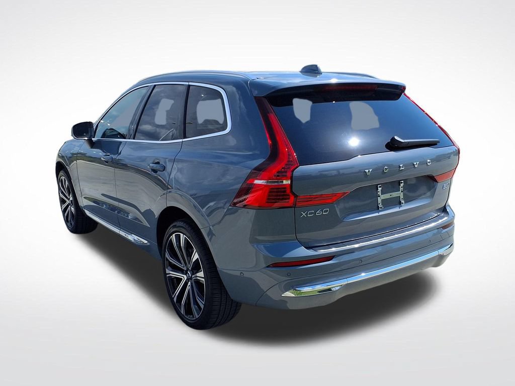 Certified 2023 Volvo XC60 B5 Ultimate AWD/4WD image 6