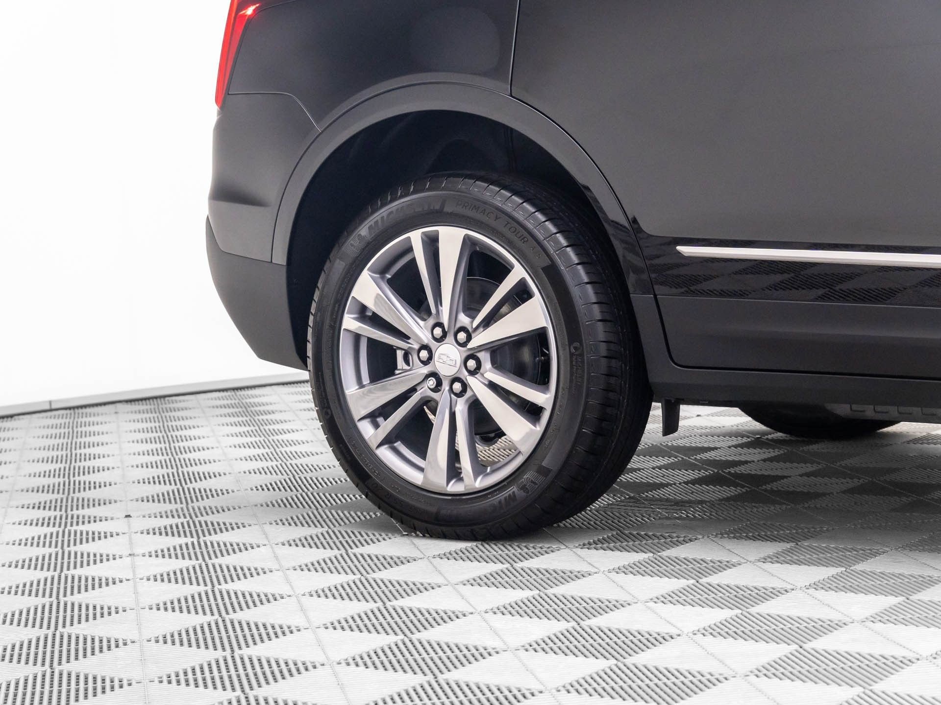 New 2025 Cadillac XT5 Premium Luxury image 33