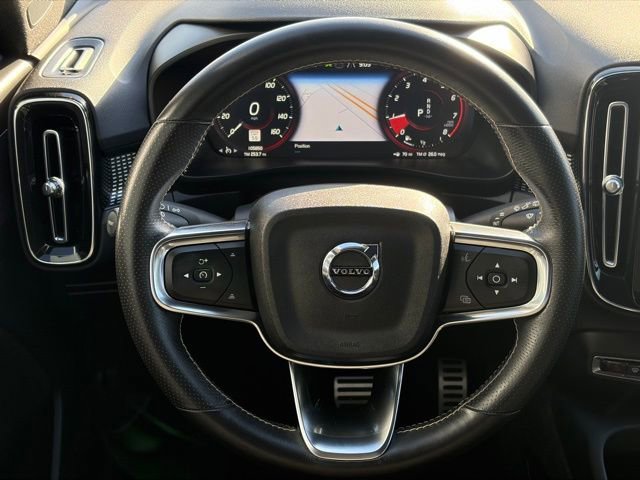 Used 2021 Volvo XC40 T4 R-Design w/ Climate Package image 15