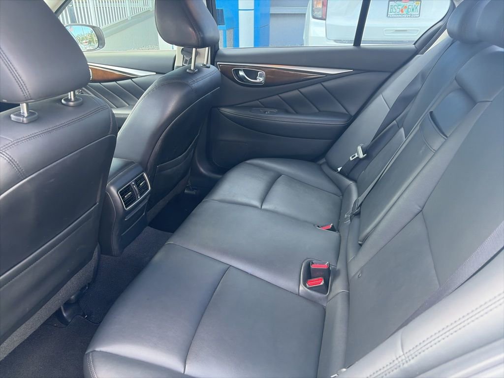 Used 2018 INFINITI Q50 Luxe image 16