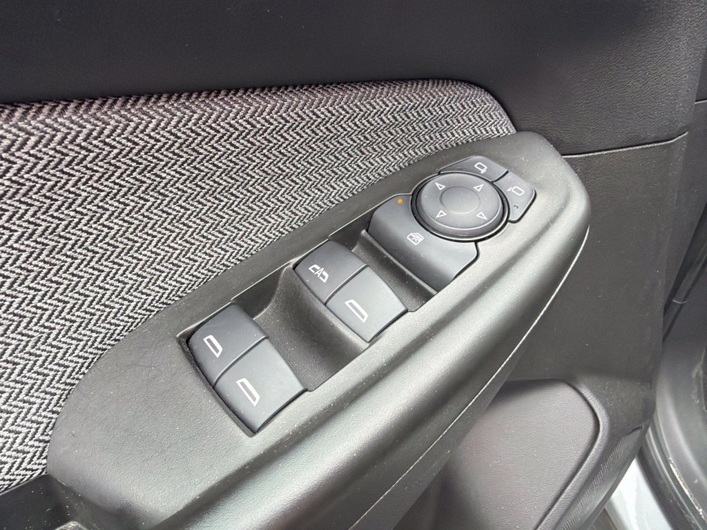 Used 2025 Chevrolet TrailBlazer LT AWD/4WD image 13