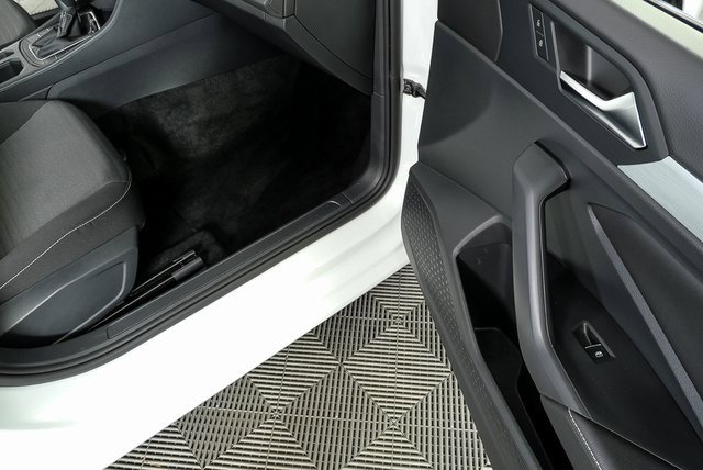 Used 2025 Volkswagen Jetta S image 23