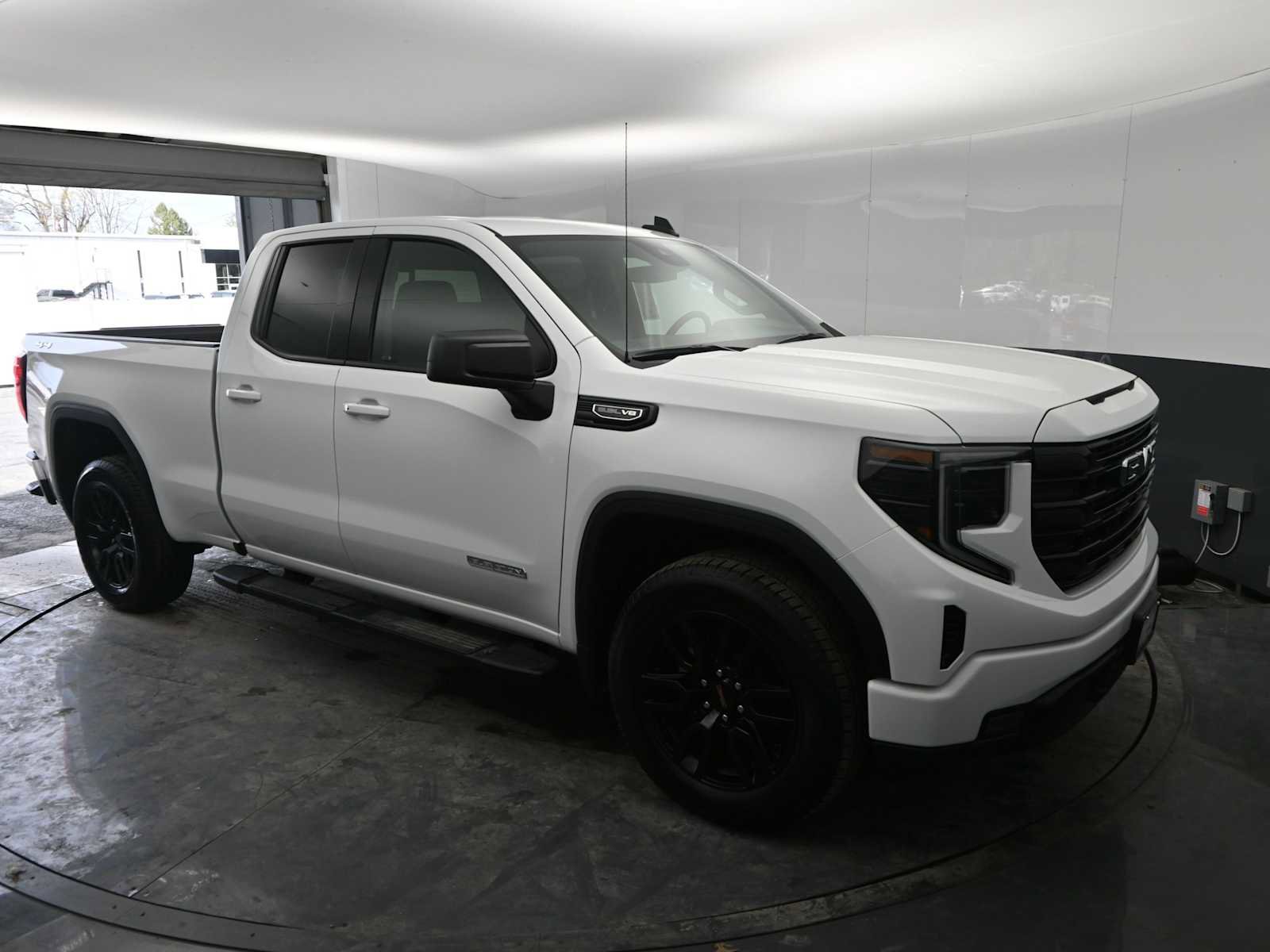 New 2025 GMC Sierra 1500 Elevation w/ Preferred Package