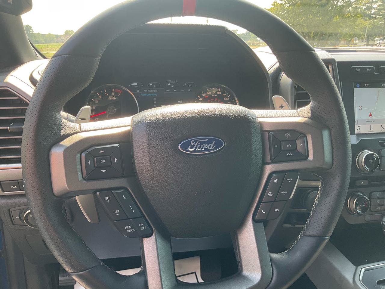 Used 2017 Ford F150 Raptor w/ Equipment Group 802A Luxury AWD/4WD image 22