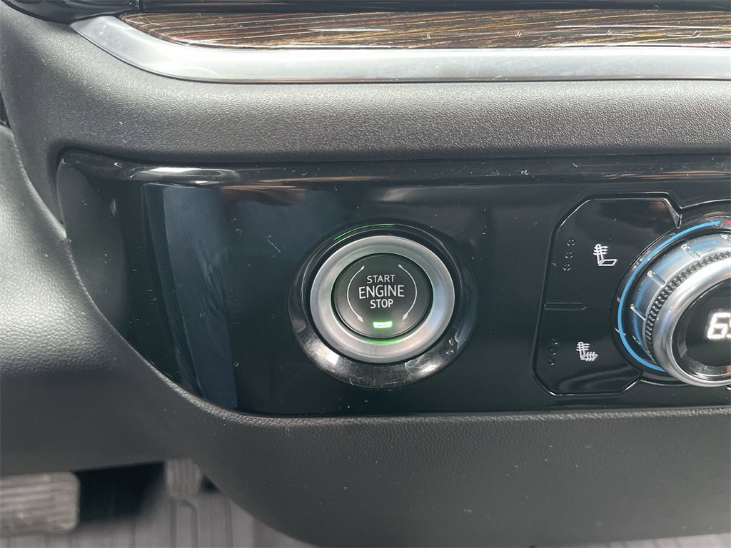 Used 2022 GMC Sierra 1500 Elevation w/ LPO, Elevation Black Package image 17