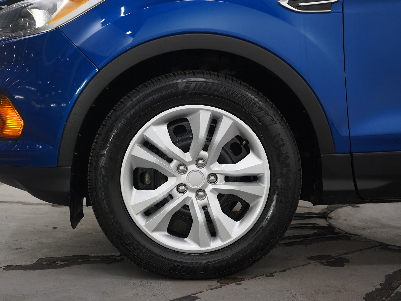 Used 2017 Ford Escape S FWD image 30