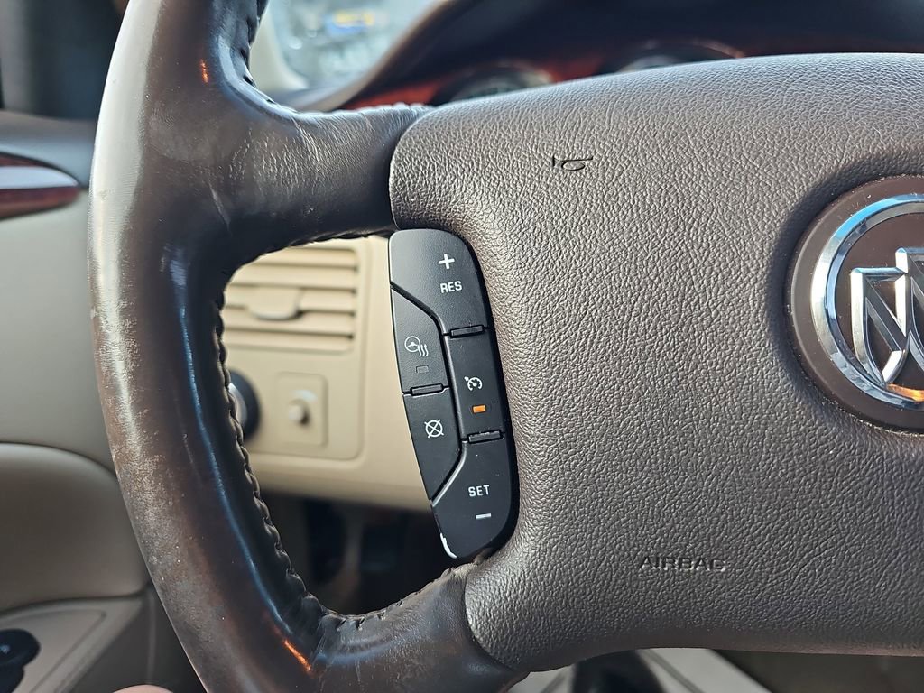 Used 2007 Buick Lucerne CXL w/ Luxury Package image 20
