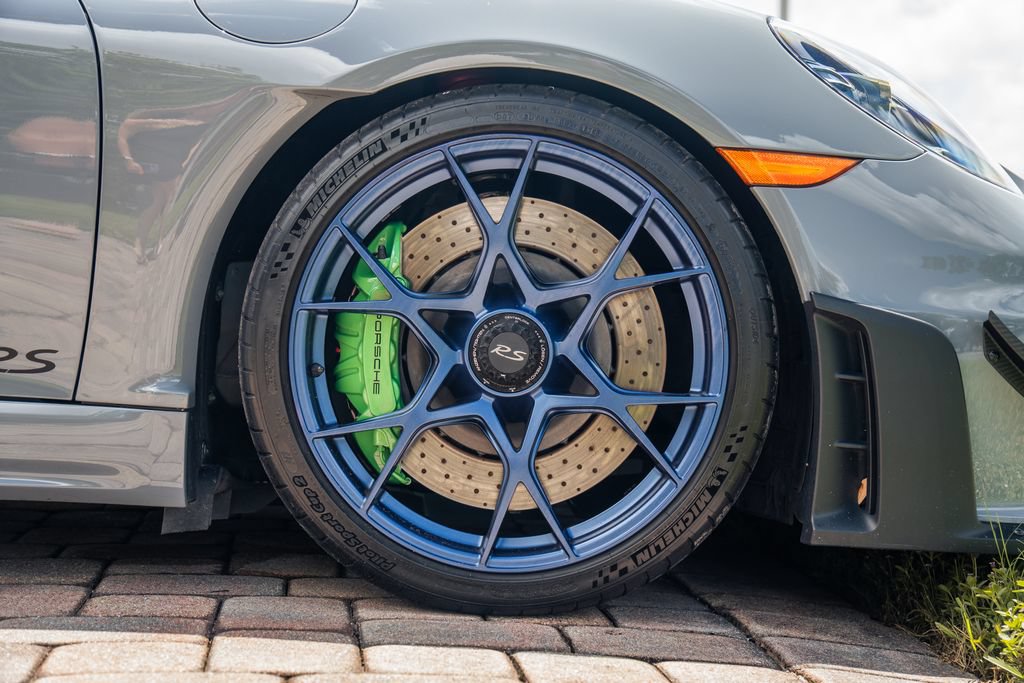 Used 2023 Porsche 718 Cayman GT4 RS RWD image 14