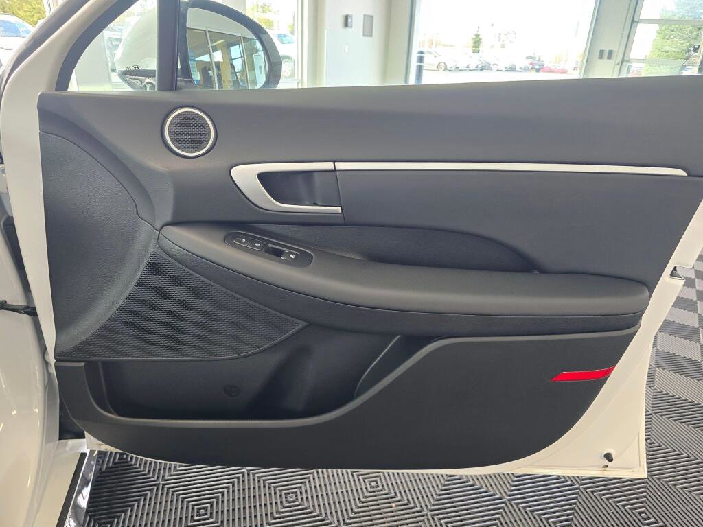 New 2026 Hyundai Sonata SEL AWD/4WD image 38