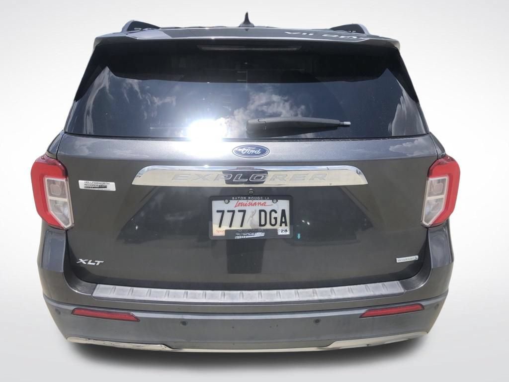 Used 2020 Ford Explorer XLT w/ Equipment Group 202A RWD image 8