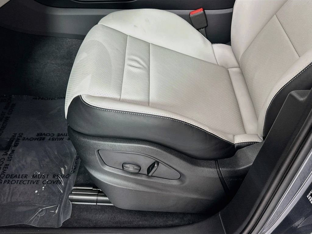 New 2026 Porsche Cayenne AWD/4WD image 22