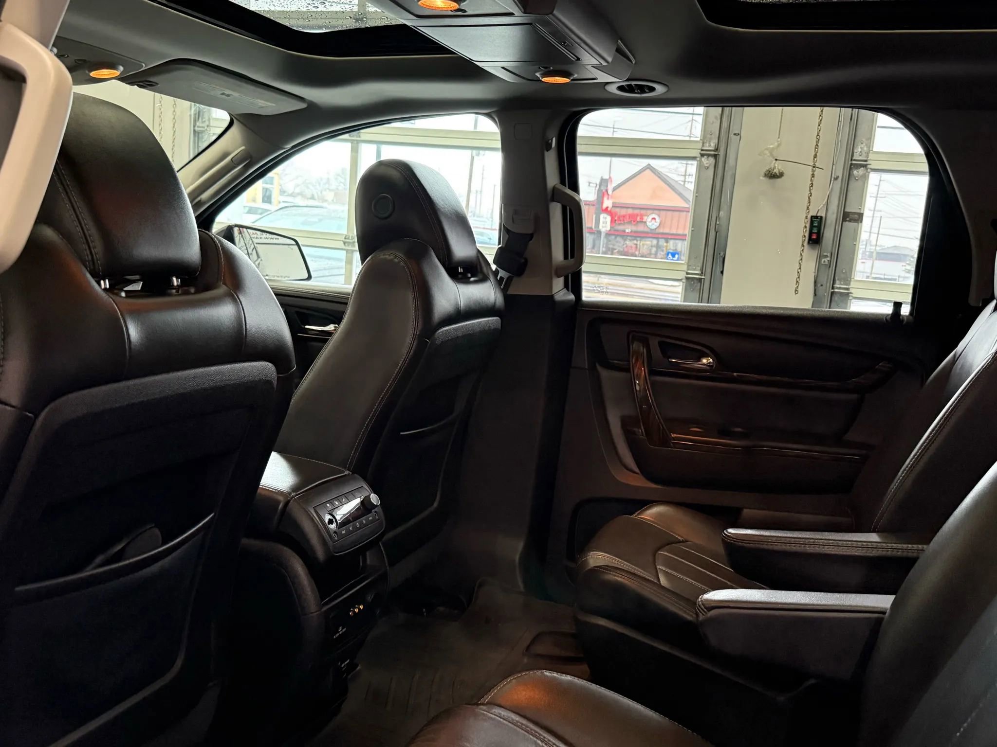 Used 2016 GMC Acadia Denali image 25