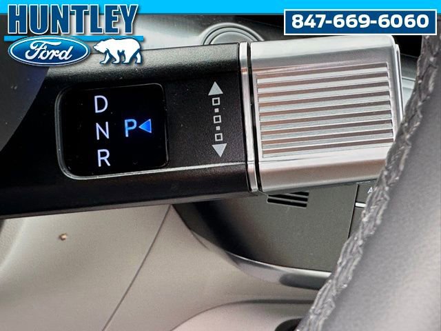 Used 2025 Hyundai Kona Limited image 34