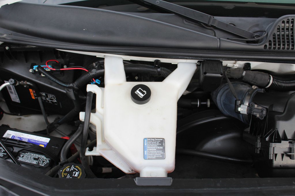 Used 2022 Chevrolet Express 2500 w/ Driver Convenience Package RWD image 33