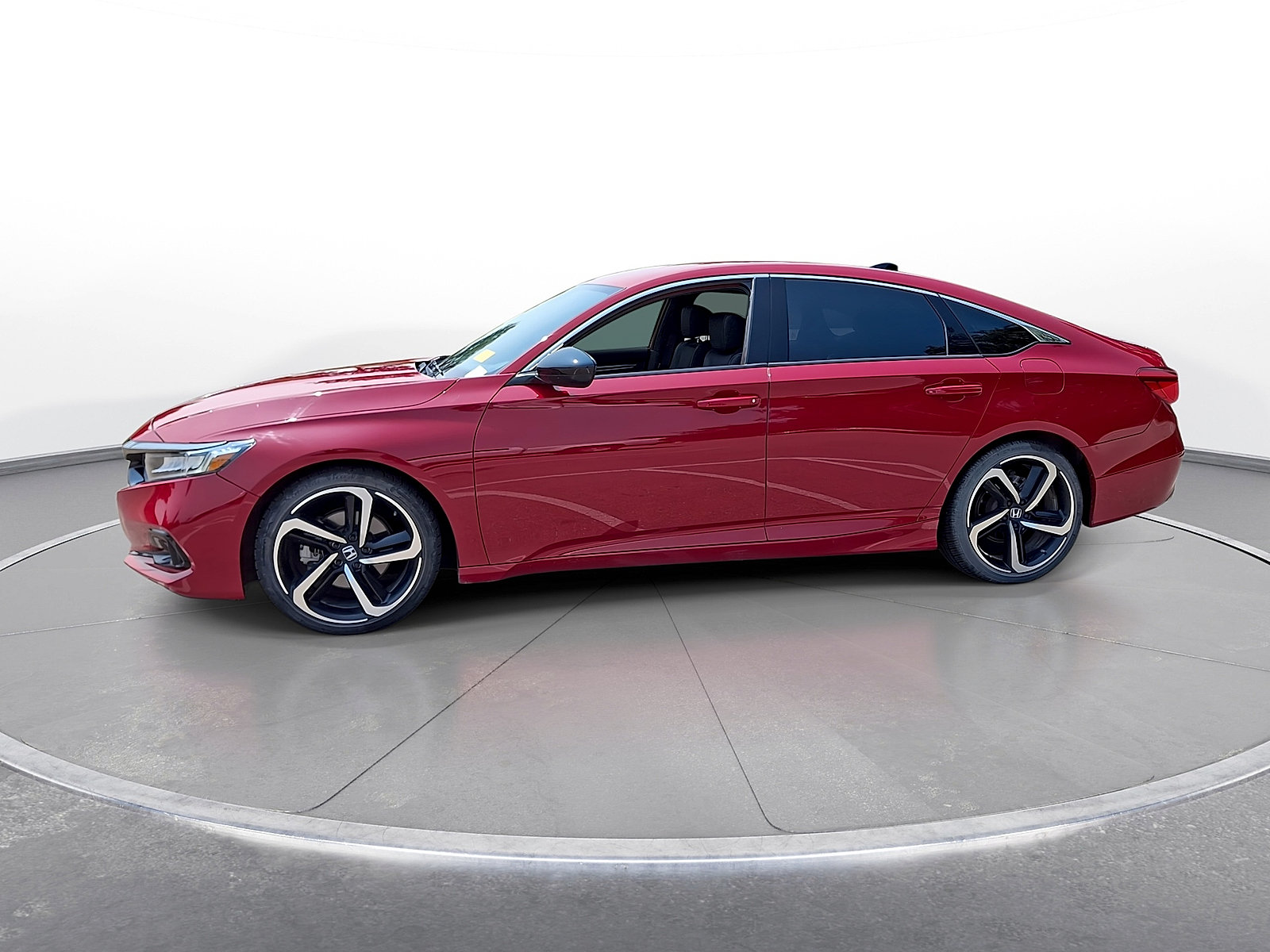 Used 2022 Honda Accord Sport image 4