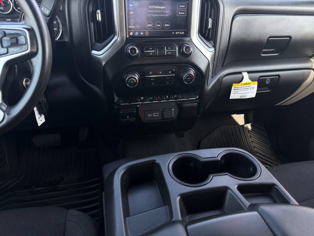 Used 2020 Chevrolet Silverado 3500 LT AWD/4WD image 15