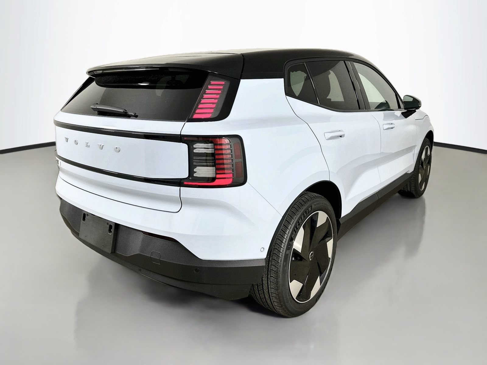 New 2026 Volvo EX30 Ultra w/ Protection Package Premier AWD/4WD image 5