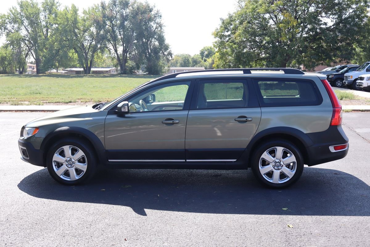 Used 2009 Volvo XC70 T6 image 9