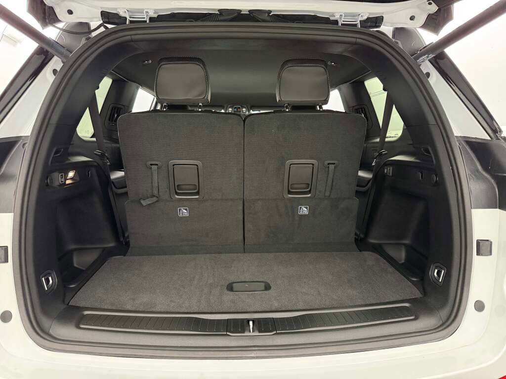 New 2025 Jeep Grand Cherokee L Laredo image 20