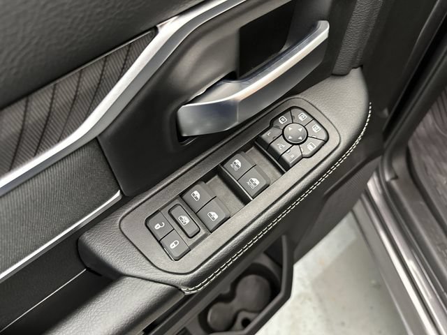 New 2027 RAM 2500 Big Horn AWD/4WD image 17