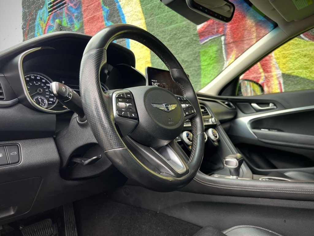 Used 2022 Genesis G70 2.0T image 35