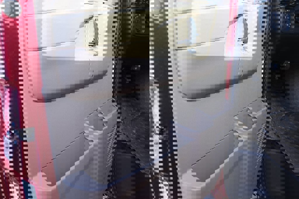 Used 2007 Chevrolet Express 1500 w/ Preferred Equipment Group image 13