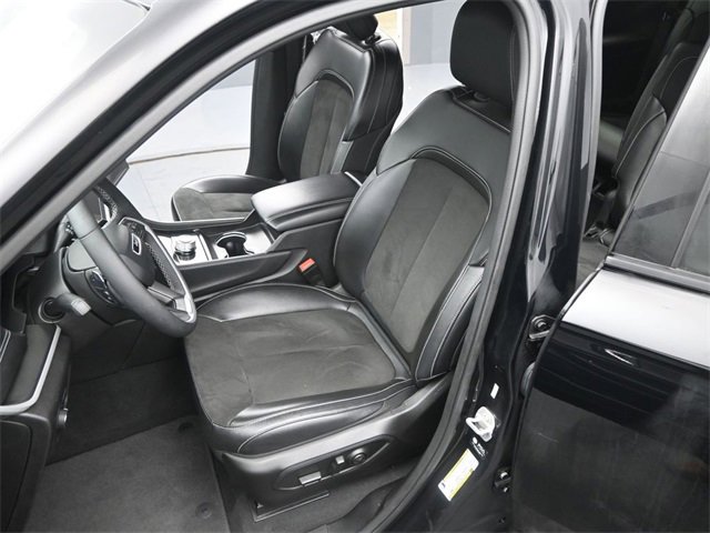 Used 2024 Jeep Grand Cherokee L Altitude image 11