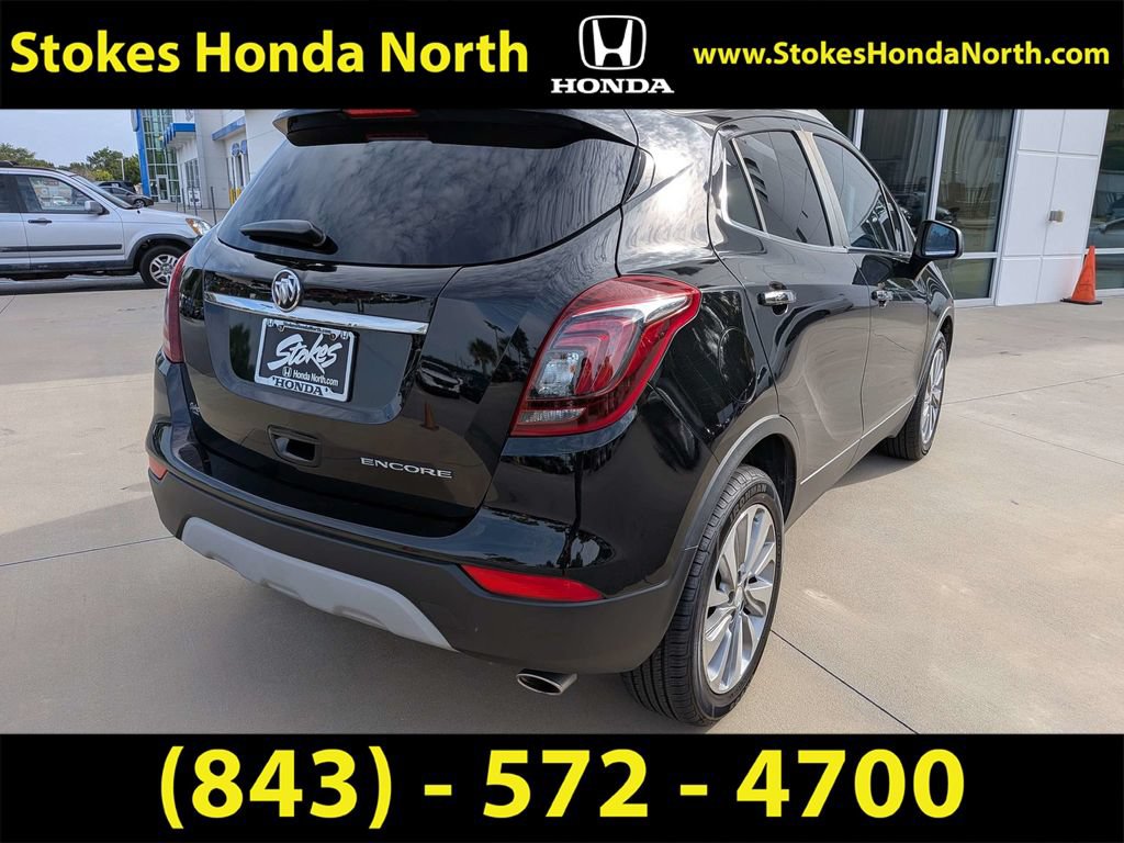 Used 2020 Buick Encore Preferred w/ Safety Package FWD image 3