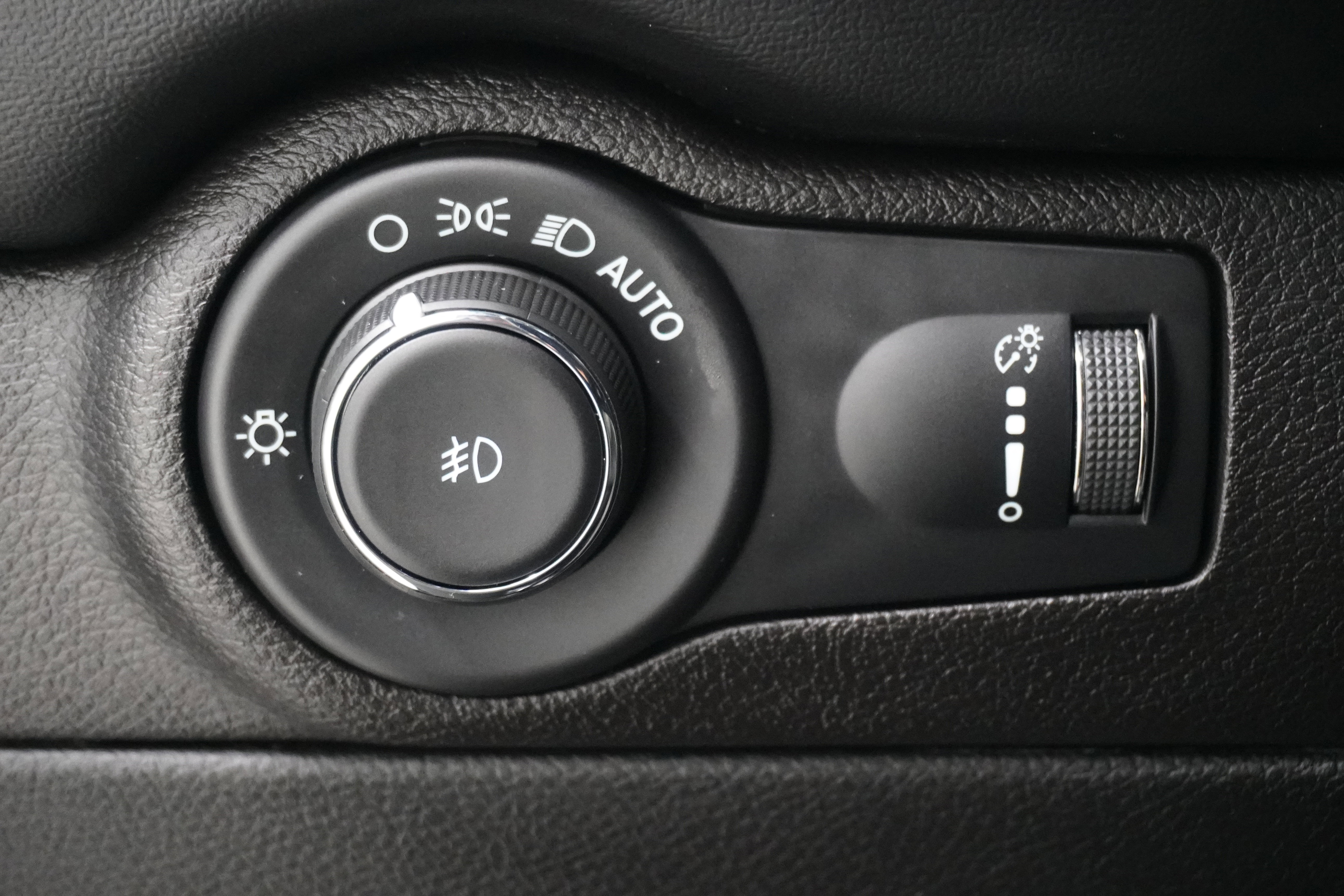 Used 2021 Dodge Durango GT image 27