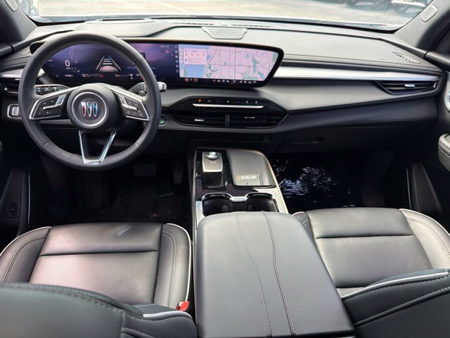Used 2025 Buick Enclave Avenir FWD image 16