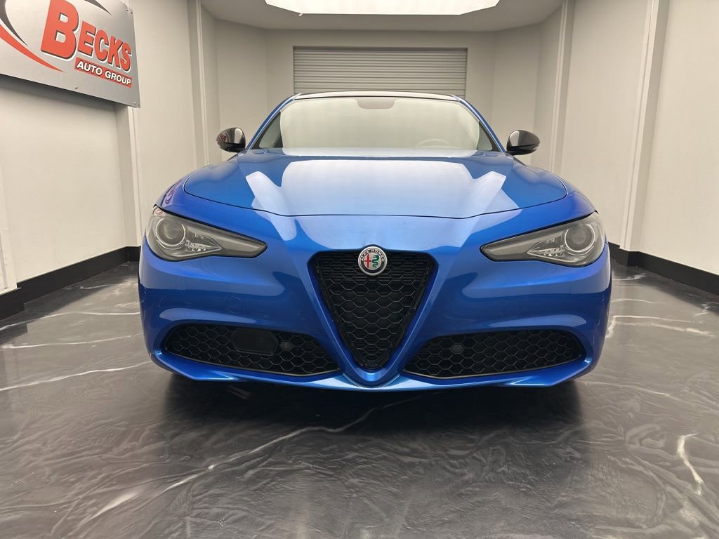 Used 2019 Alfa Romeo Giulia Ti w/ Nero Edizione image 28