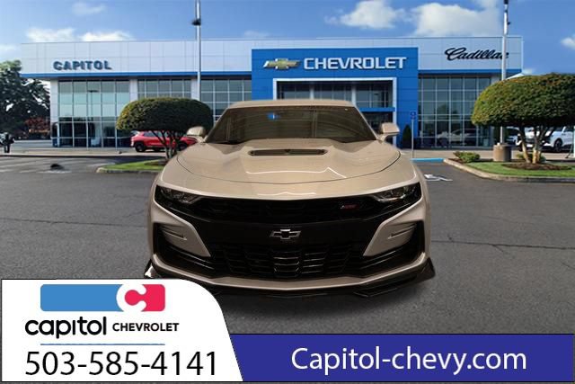 Used 2019 Chevrolet Camaro SS RWD image 8