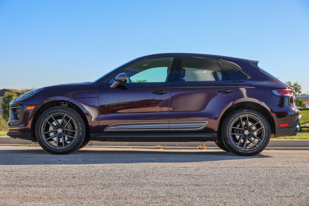 Certified 2023 Porsche Macan Turbo AWD/4WD image 2