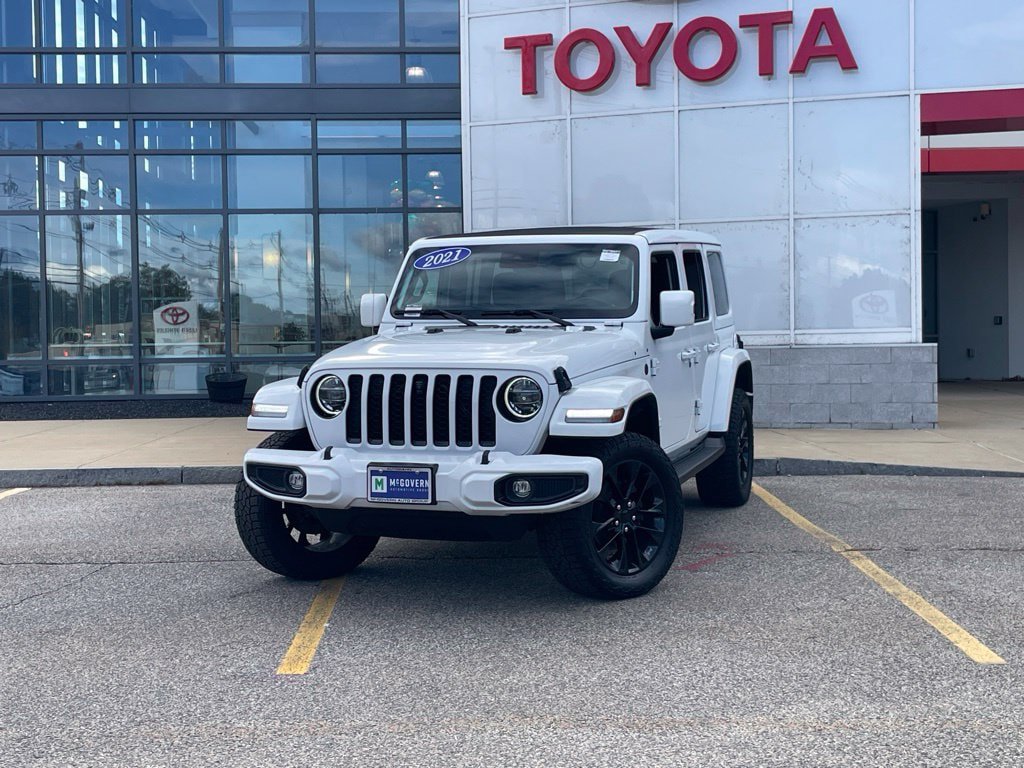 Used 2021 Jeep Wrangler Unlimited Sahara AWD/4WD image 1