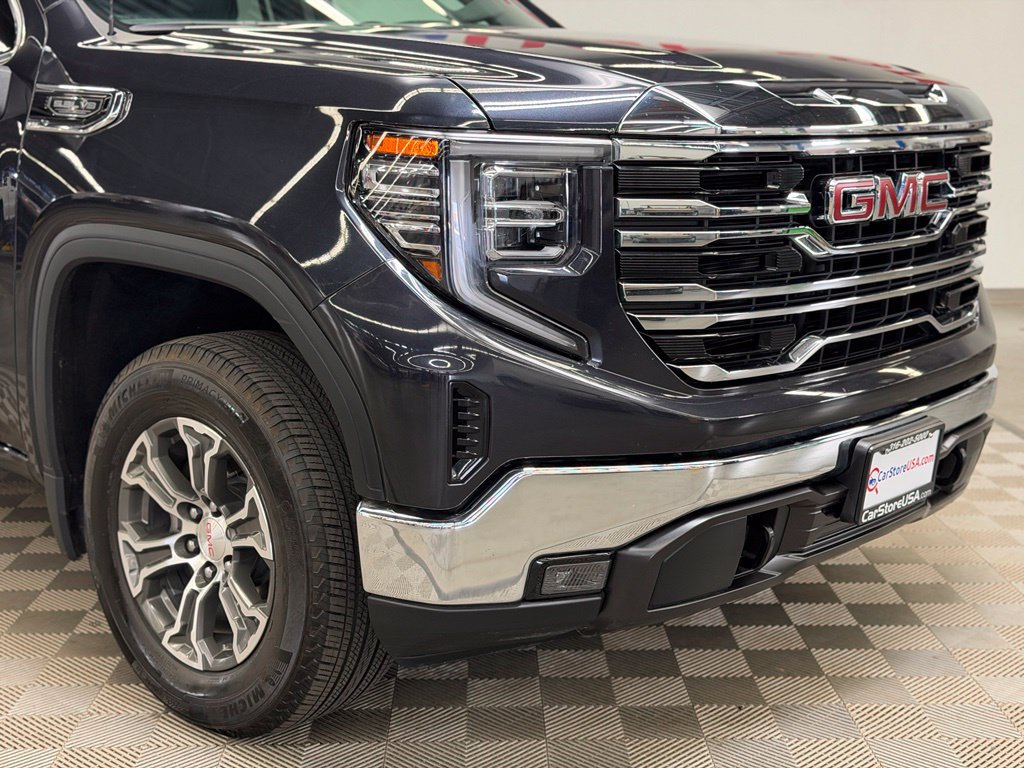 Used 2025 GMC Sierra 1500 SLT AWD/4WD image 9