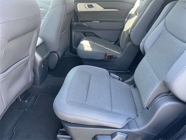 New 2025 Ford Explorer Active image 19