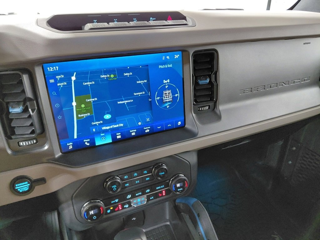 Certified 2024 Ford Bronco Wildtrak image 31