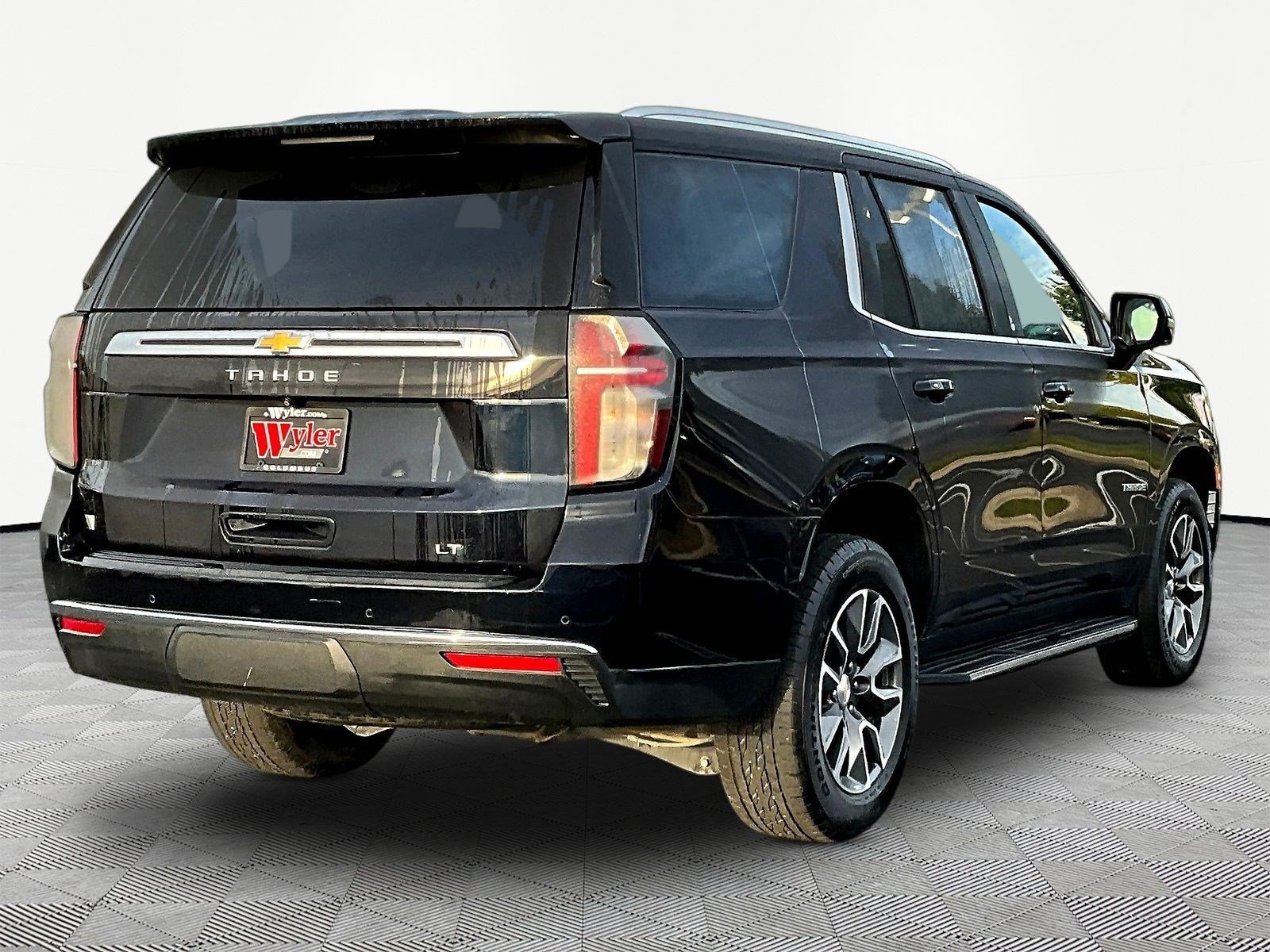 Used 2023 Chevrolet Tahoe LT w/ LT Signature Plus Package AWD/4WD image 6