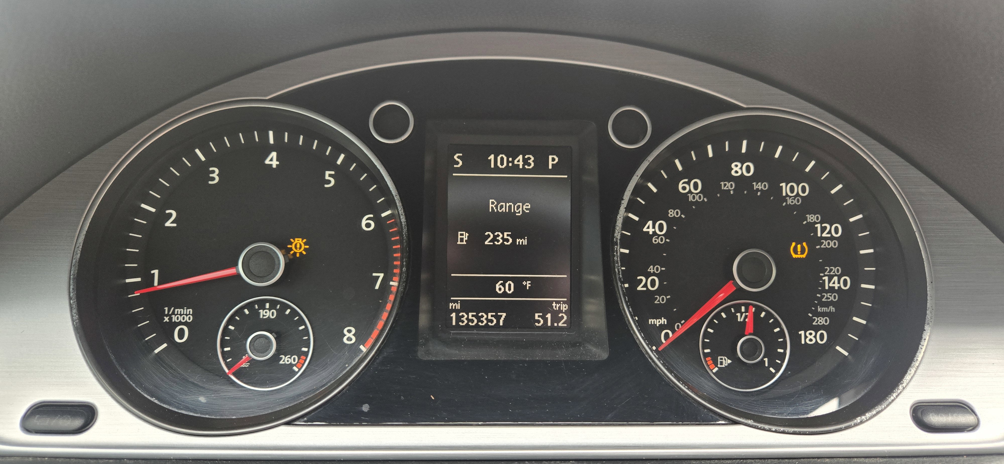 Used 2014 Volkswagen CC R-Line FWD image 27