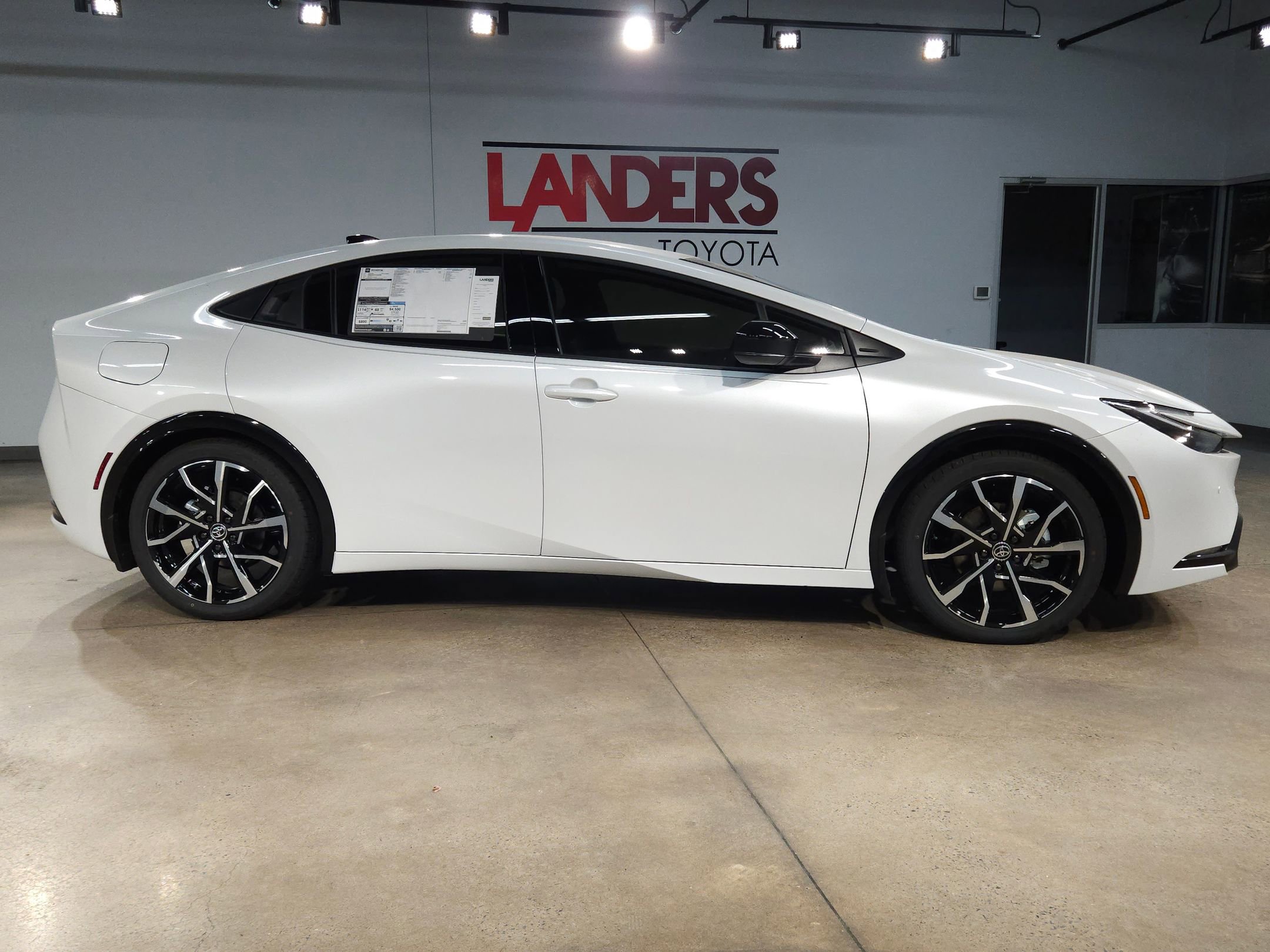 New 2026 Toyota Prius Plug-In Hybrid image 8