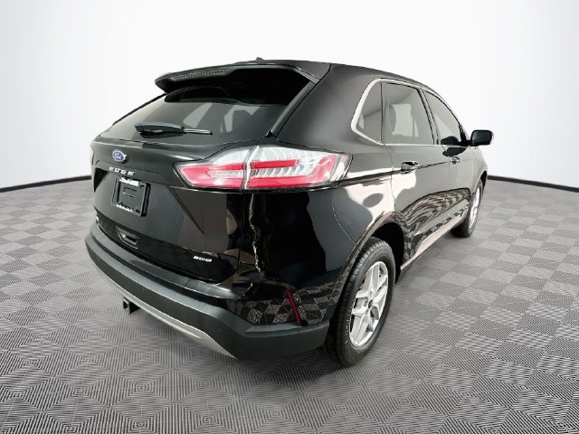 Certified 2024 Ford Edge SEL w/ Convenience Package AWD/4WD image 12