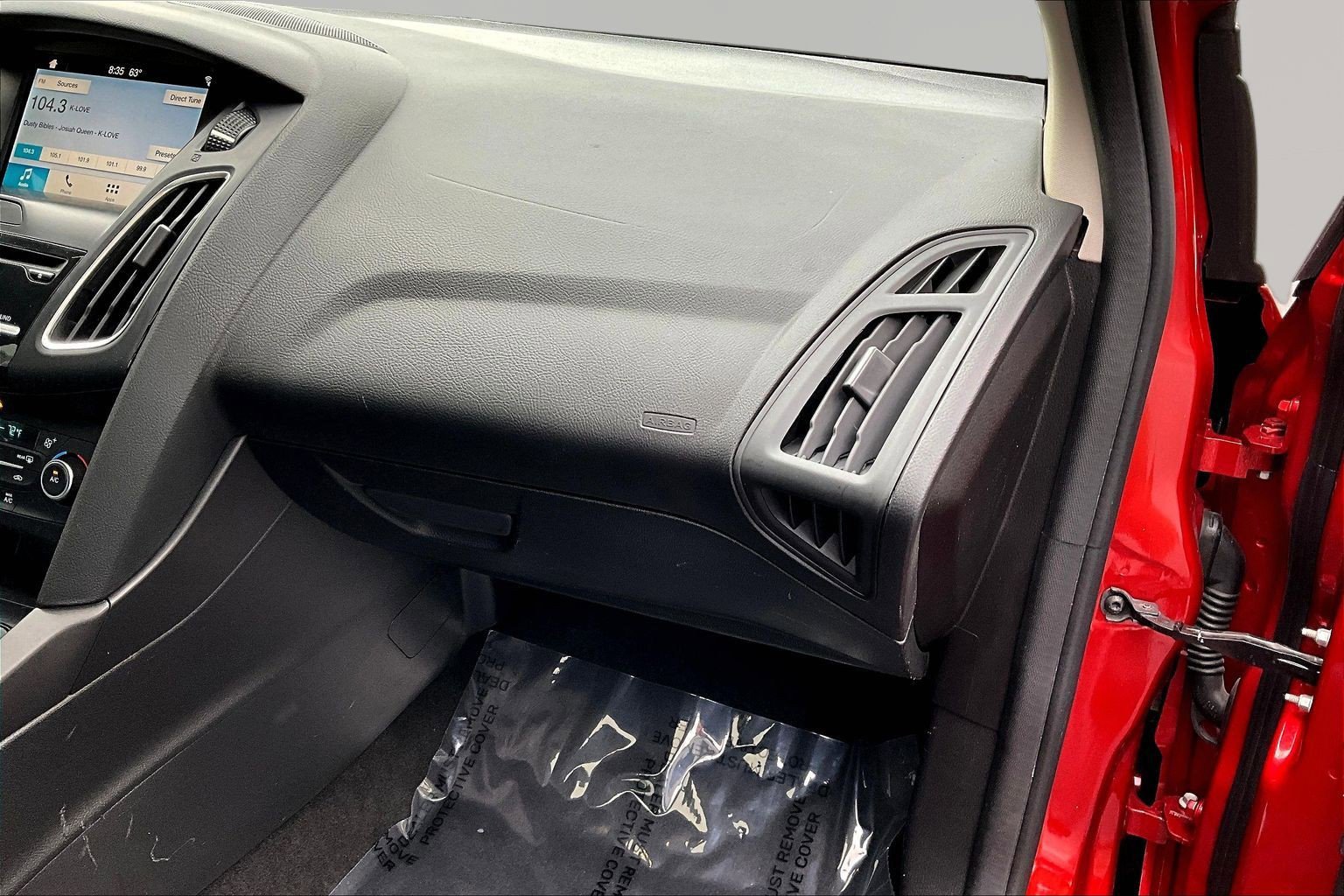 Used 2018 Ford Focus SEL FWD image 26