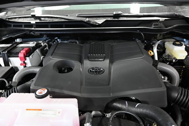 New 2026 Toyota Tundra SR5 image 32