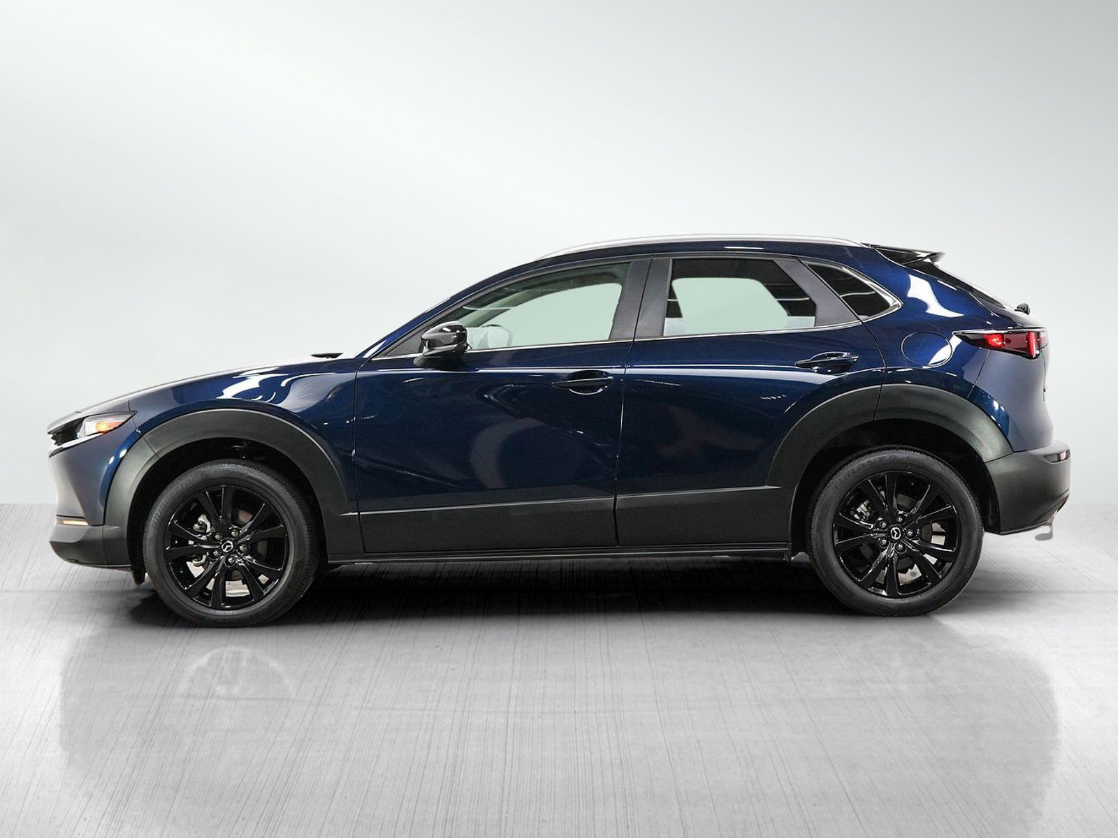 Used 2024 MAZDA CX-30 AWD 2.5 S w/ Select Sport Pkg image 2