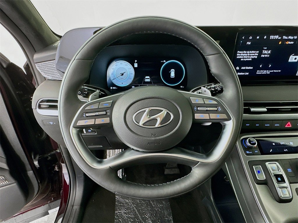 Used 2024 Hyundai Palisade Calligraphy image 11