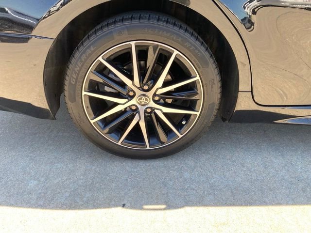 Certified 2022 Toyota Camry SE w/ Cold Weather Package FWD image 20