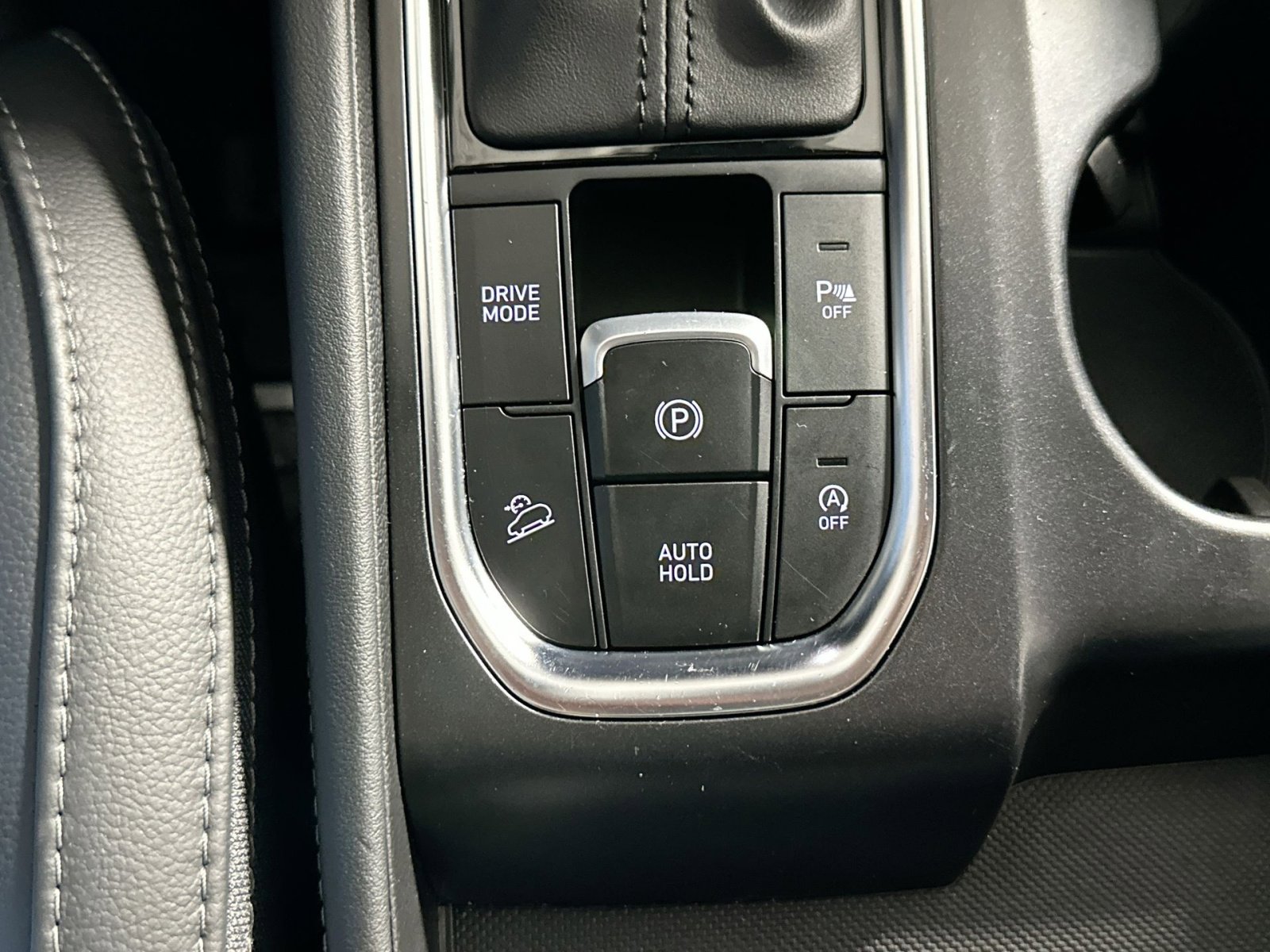 Used 2020 Hyundai Santa Fe SEL image 27