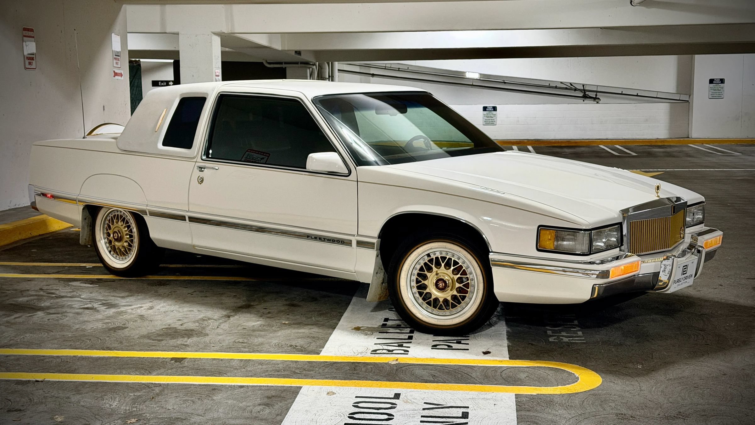 Used 1991 Cadillac Fleetwood Coupe FWD image 1