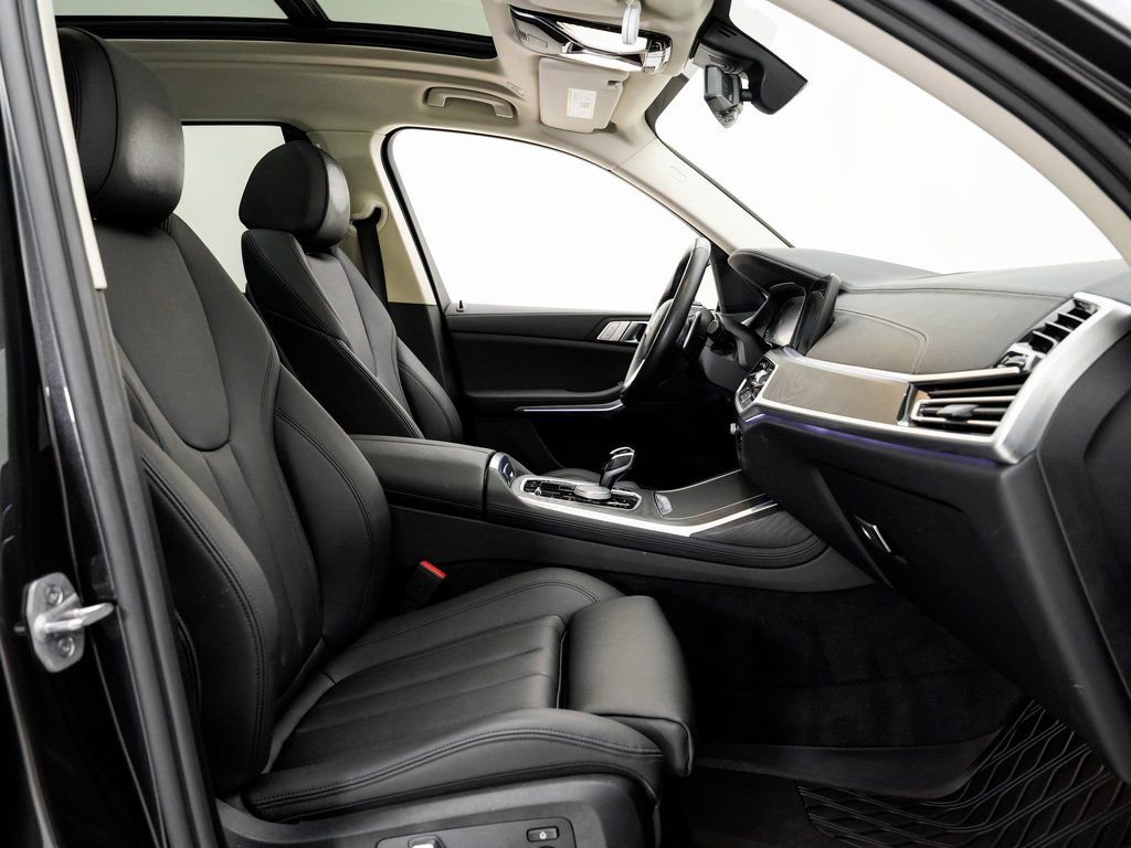 Used 2022 BMW X7 xDrive40i w/ Premium Package image 22